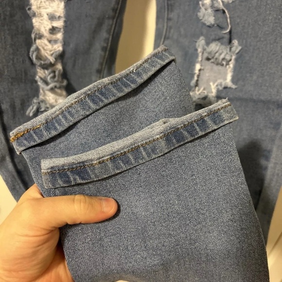 Women’s Denim Blvd Super High Rise Distressed Boyfriend Jeans, 13 - Picture 3 of 5